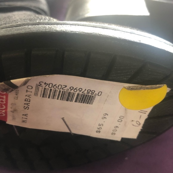 Bandolino Boots size 6 - Picture 2 of 3